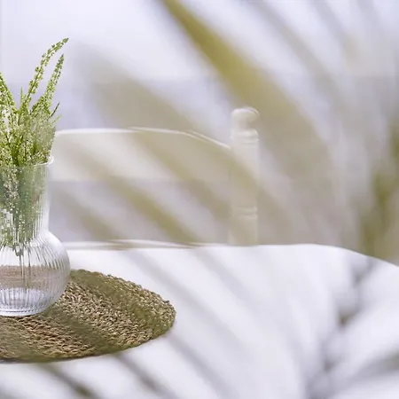 Luisa アパート アルスーア